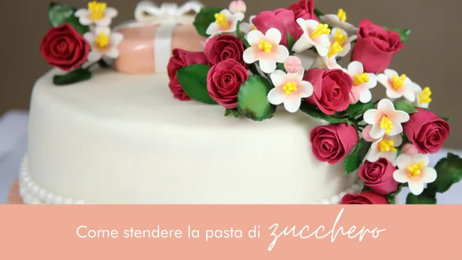 come-stendere-la-pasta-di-zucchero